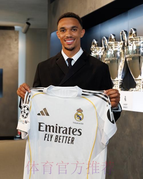 皇马青训小将采访:能穿上皇马球衣是一种荣耀 皇马青训小将采访:能穿上皇马球衣是一种荣耀